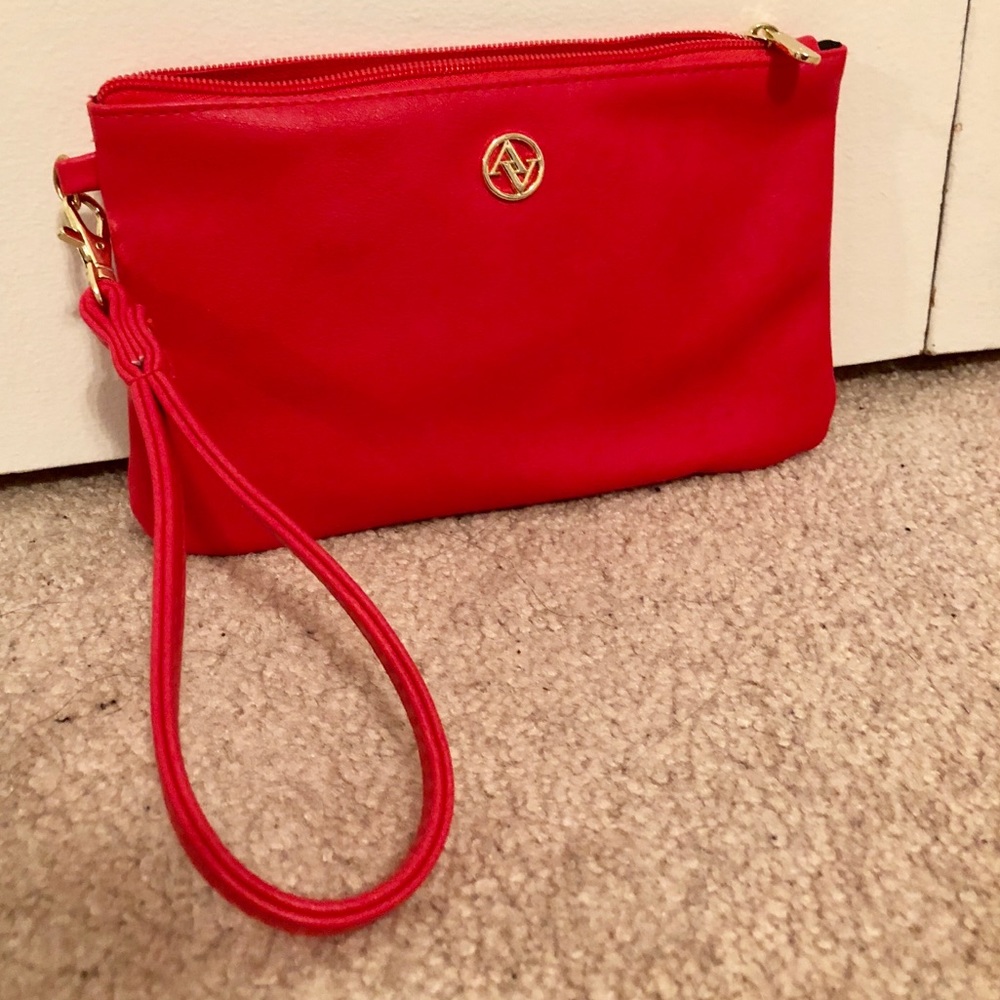 Charging Wristlet